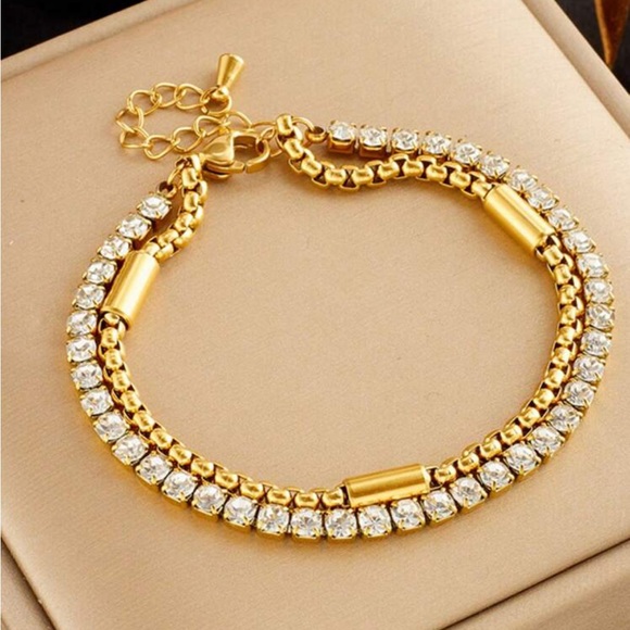 Posh Chronicles Jewelry - New 18K Gold Plated Double Layered Rhinestone Inlaid Box Chain Bracelet